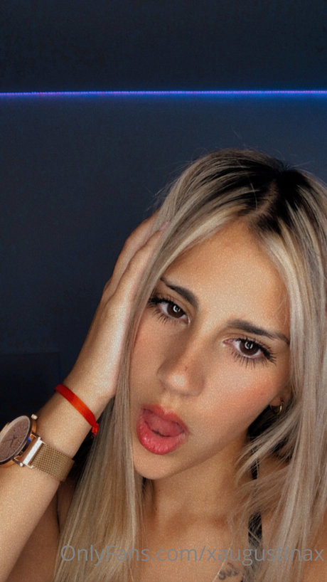 Augustina 18 jolie actrice image