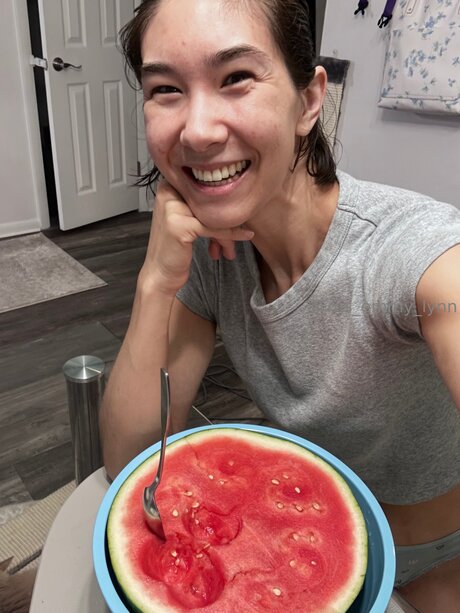 Ms Emmy Lynn actrice parfaite images