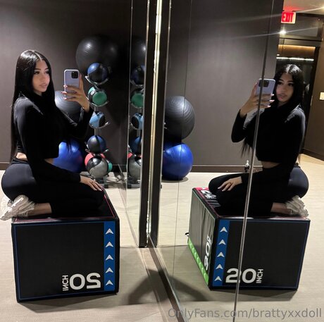 Brattyxxdoll star du porno galerie