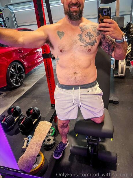 Tod With A Big D star du porno en haute qualité image