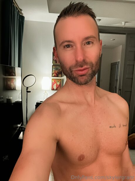 Skylergrant modèle pornographique photos