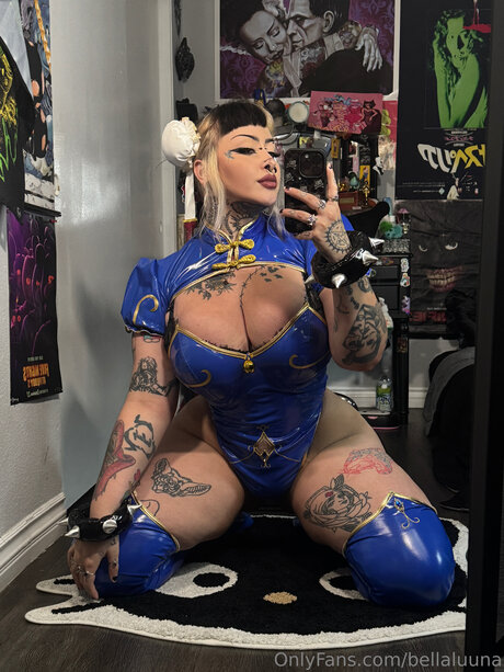 Bellaluuna art de star du porno des photos