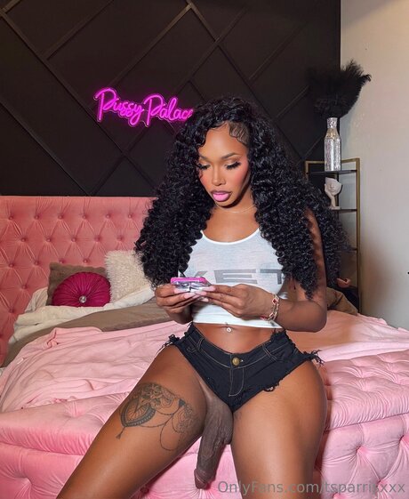 Tsparrisxxx modèle magnifique galerie