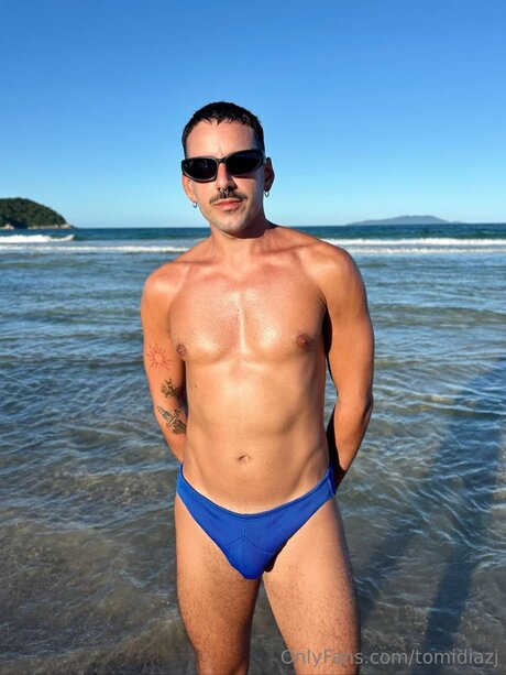 Tomidiazj modèle sexy img