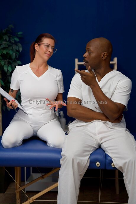 Massagemistress modèle xxx photo