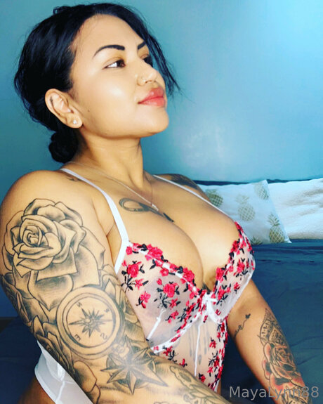 Ddsexywife1 nus de stars du porno archive