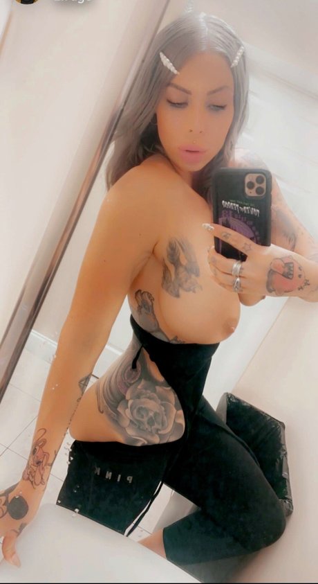 Bunny freak69 modèle hd galerie