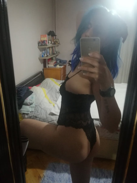 Kanchhi_ étoile nue photos