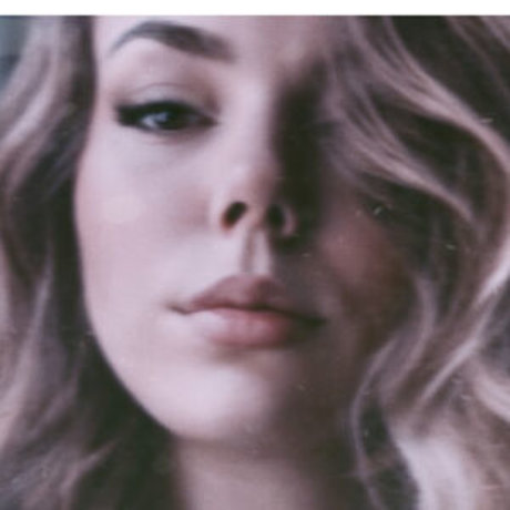 Pet Me Softly modèle sympa photos