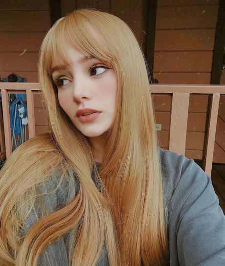 Kiki Sakura étoile photo