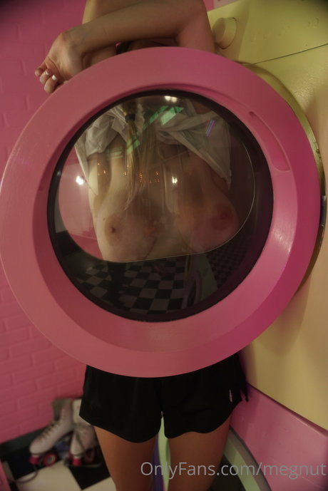 Megan Guthrie_ actrice chaude galeries