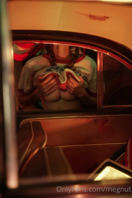 ventilateurs à brancher uniquement nus chauds des photos