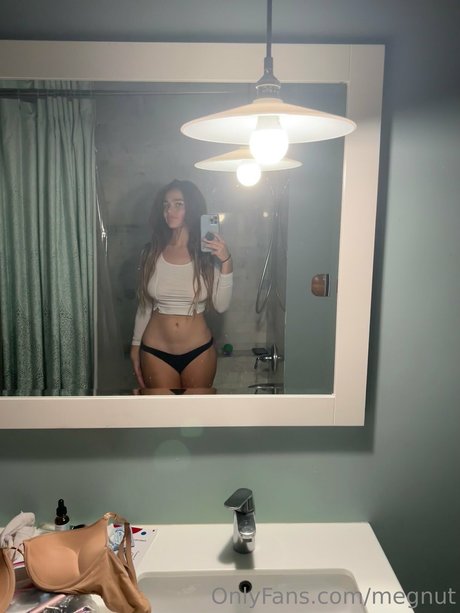 Megan Guthrie_ modèle pornographique img