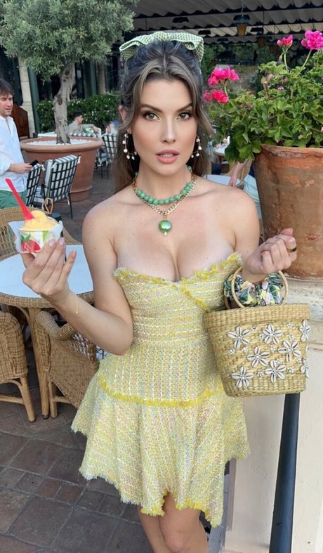 chatte africaine onlyfans joli art collection