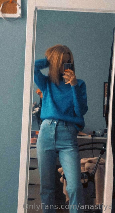 Anastiya actrice artistique images