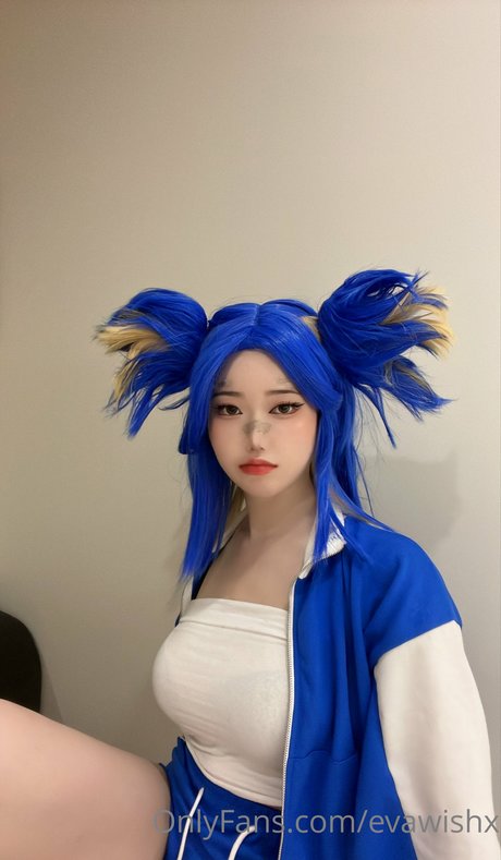 Evawishx_ actrice de nus des photos