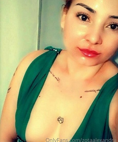 zotaalexandra modèle joli galeries