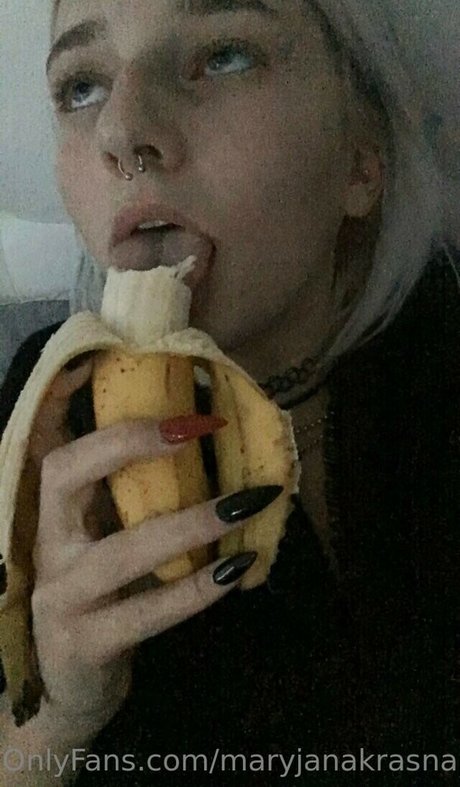 Maryjanakrasnapanna modèle des photos