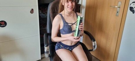 Anne Eden beau modèle image