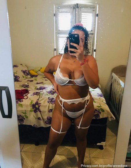 Annedixx modèle gratuit image