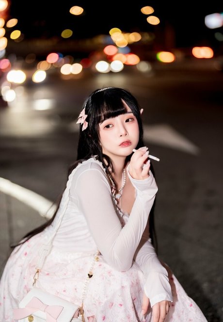 Raku modèles nus images