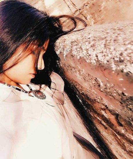 Zoya Rathore étoile magnifique photos