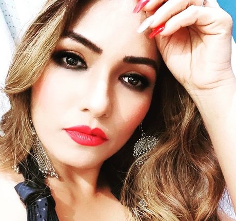 Zoya Rathore étoile gratuite des photos