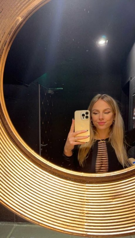 zuckermauss art modèle galeries