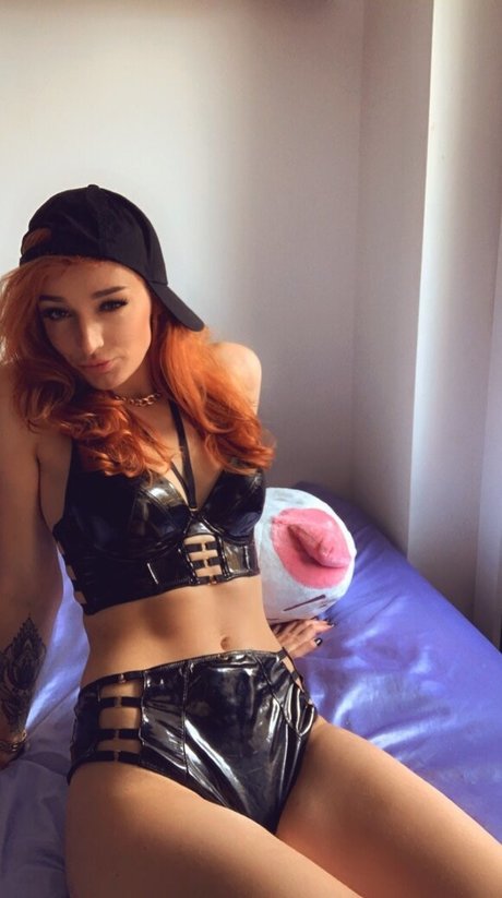 Zuccubuz star du porno sympa img