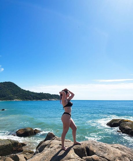 Zuzu Cosplay actrice xxx des photos