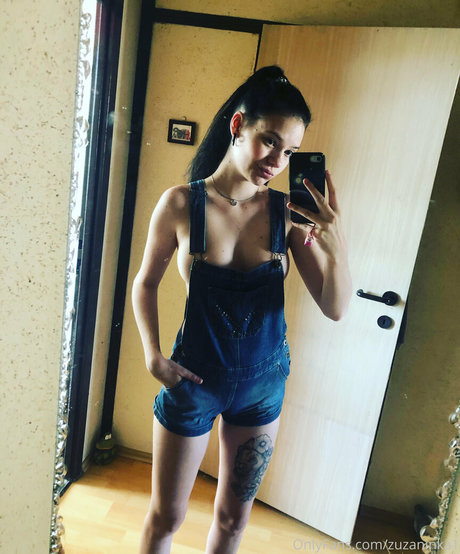 zuzaninka1 étoile de haute qualité img