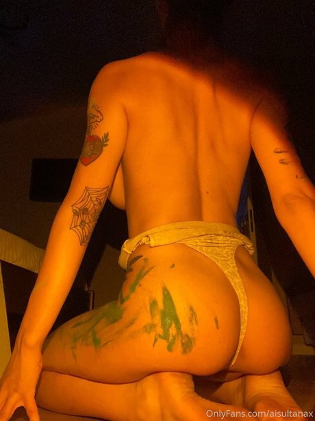 Aisux Aisultanax star du porno chaud photo