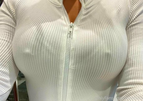 Katezb03 star du porno nue photos