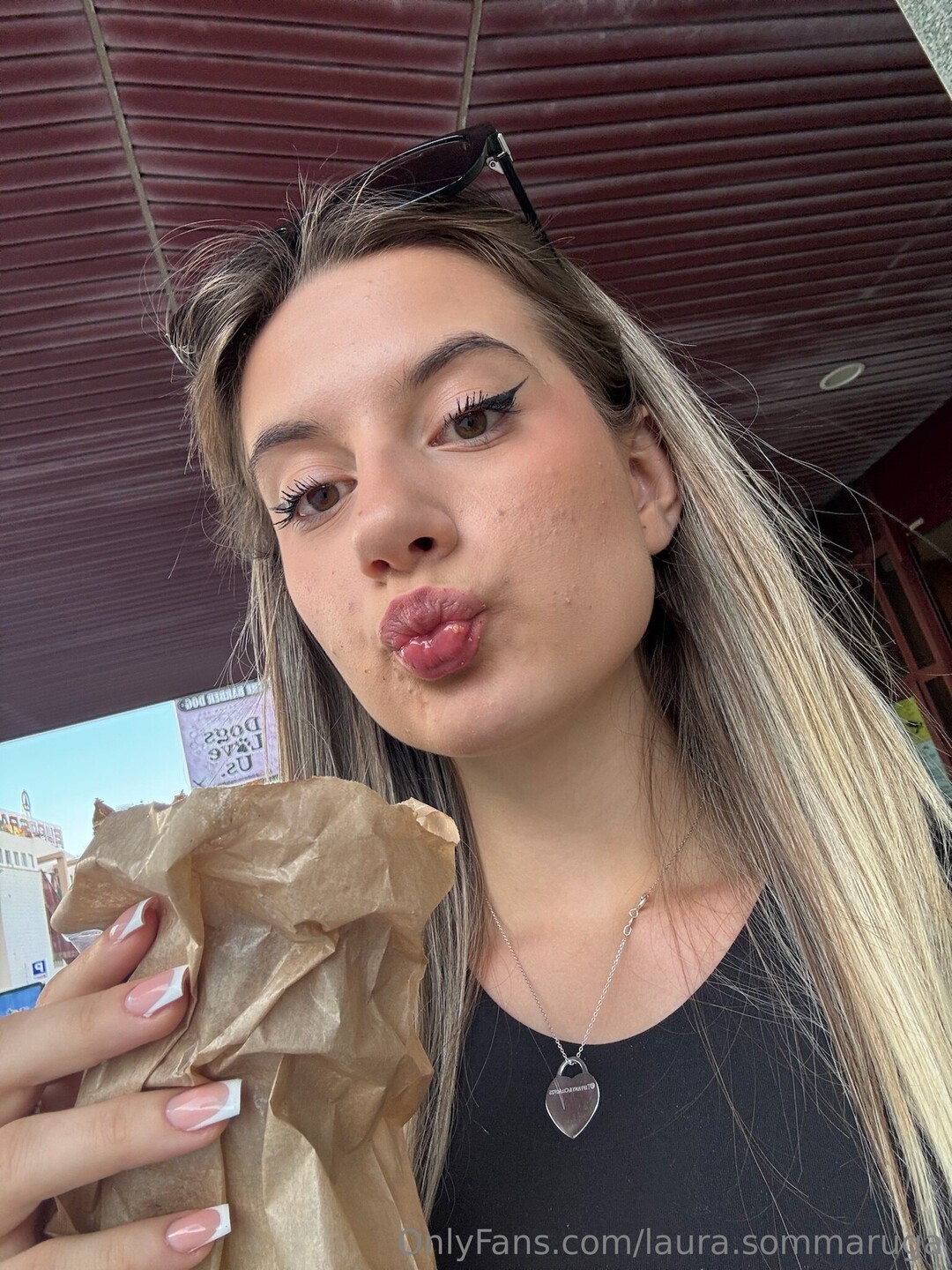 Laura Sommaruga star du sexe image