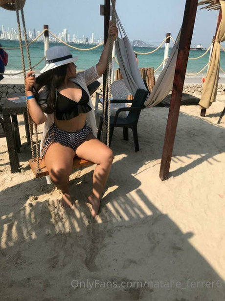 fans de joueurs uniquement haut nu photo