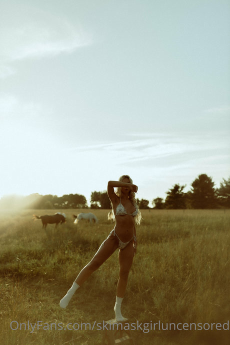 Briana Armbruster_ actrice adulte archive