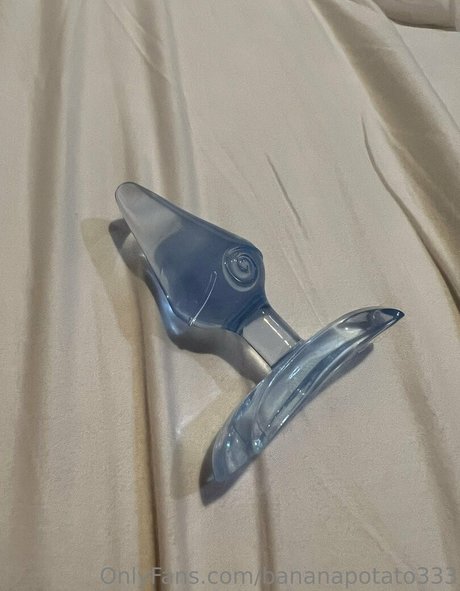 Bananapotato333 modèle nu collection