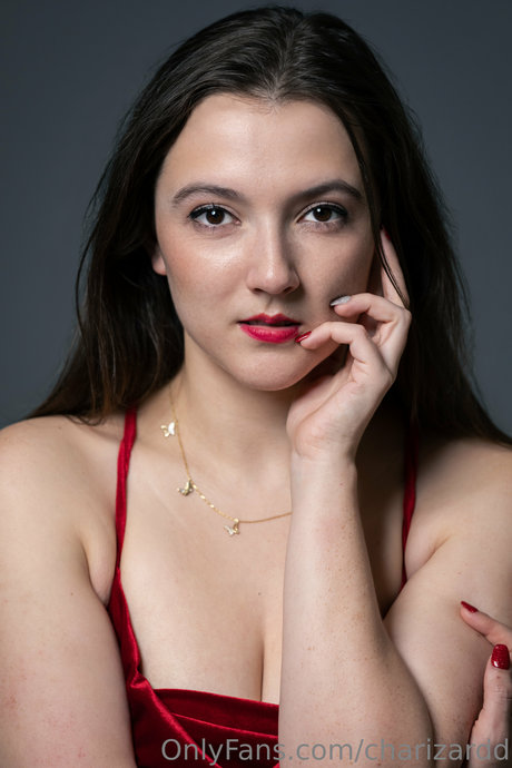 Charizard actrice érotique img