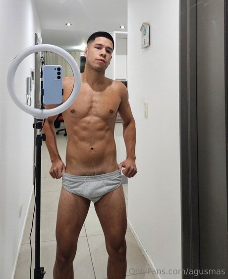 Agusmas jolie étoile galerie