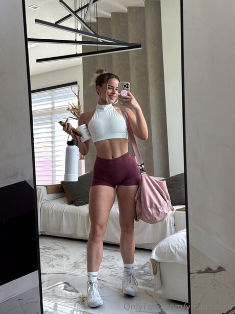 Yaslenxoxo sexe star du porno photo