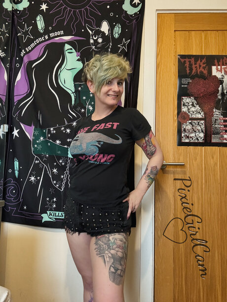 Pixiegirlcam actrice de sexe photos