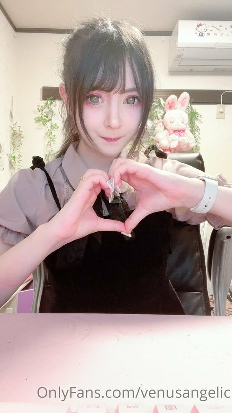 Venus Angelic star du porno exclusive img