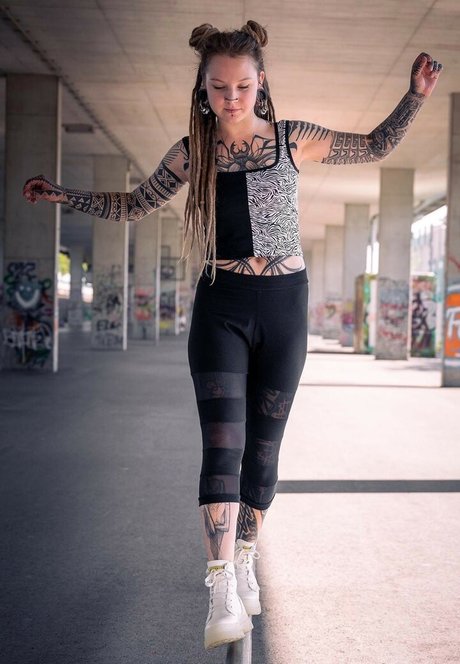 zopferl actrice sexy photos