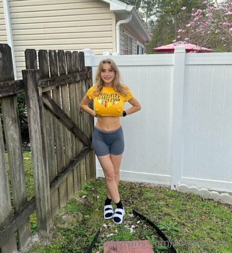 zooemoore star du porno chaud image