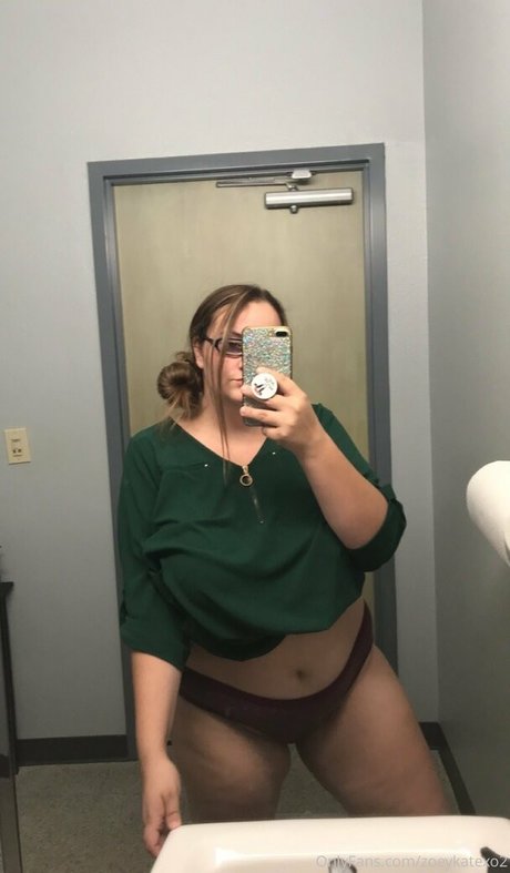 zoeykatexo2 modèle parfait des photos