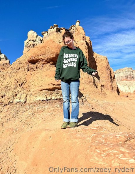 zoey ryderr mannequin photo