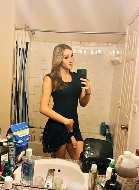 Zoeyt123 actrice de nus image