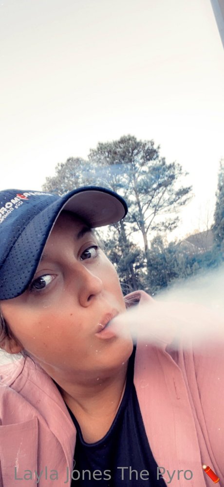 Layla Jones star pornographique photo