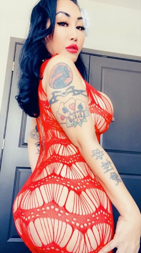 Mimi Miyagi actrice de sexe galeries