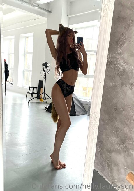 Nelly Laufeyson étoile de l'art galeries